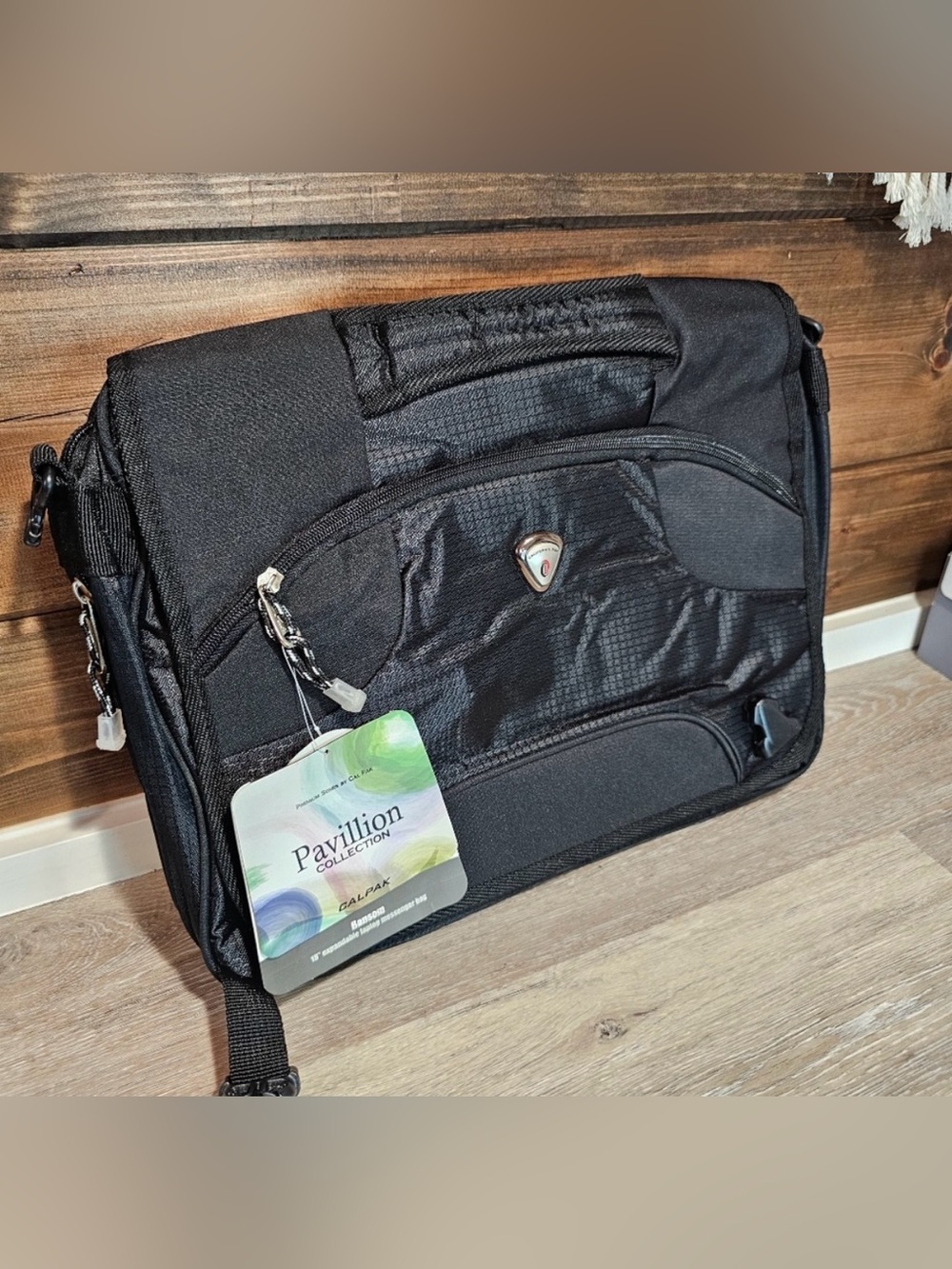 Calpak Ransom 18" Expandable Laptop Messenger Bag Black Travel Business NWT